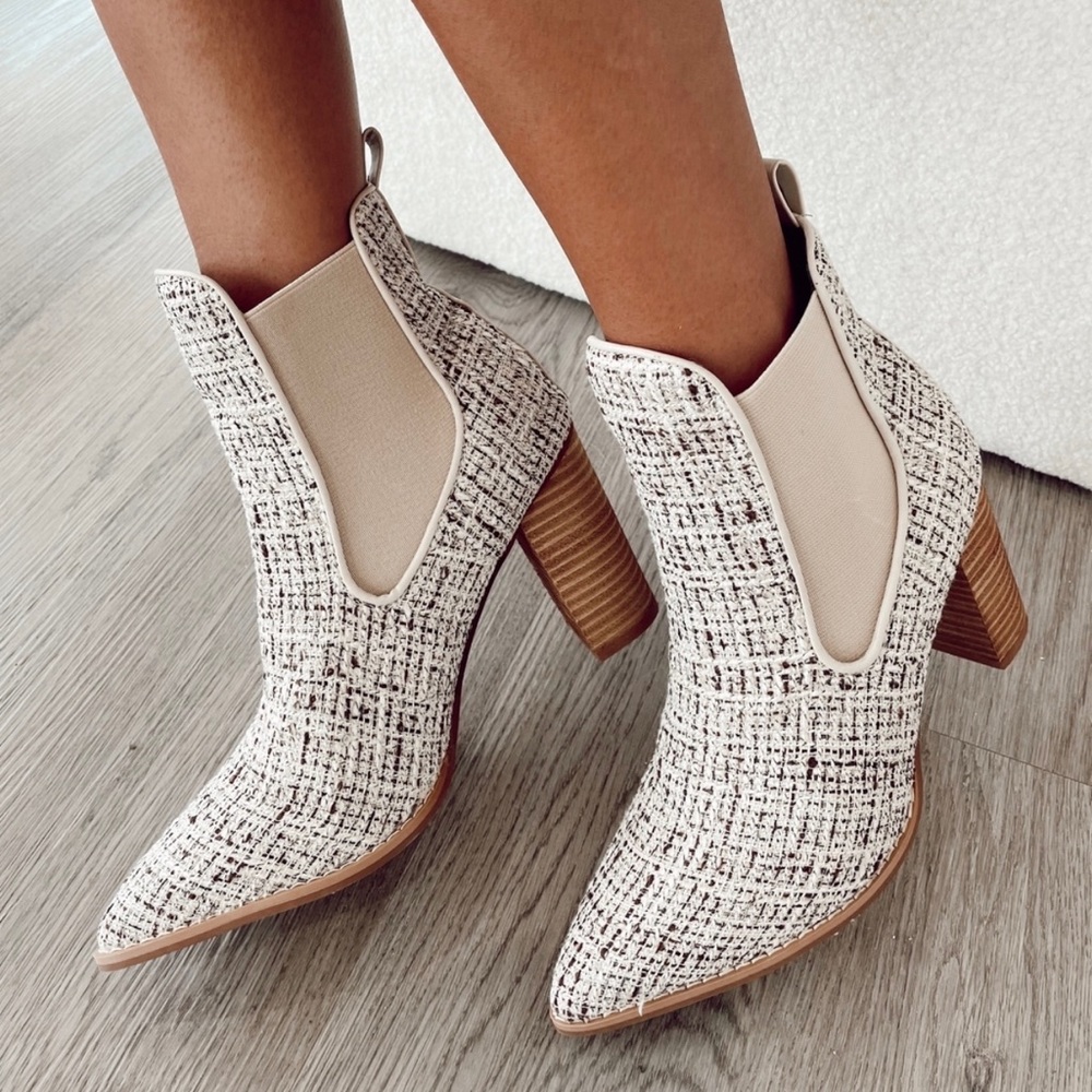 Tweed Boots - Picture 2 of 8